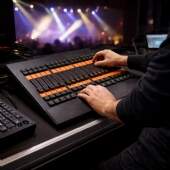 Mesa de Iluminação Fader Wing com Case