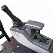 Mini Escavadeira a Diesel 25 hp 1500 kg Braço Articulado Cabine Aberta com Cobertura