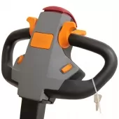Empilhadeira Elétrica Tracionária 1.5ton 3.5mts Elevação Patolada Garfo 1150 mm
